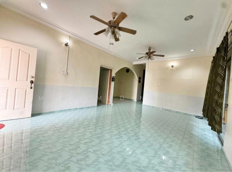 For Sale - Kampung Mak Chili