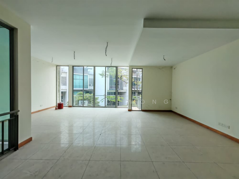 For Sale - Schumann, Symphony Hills