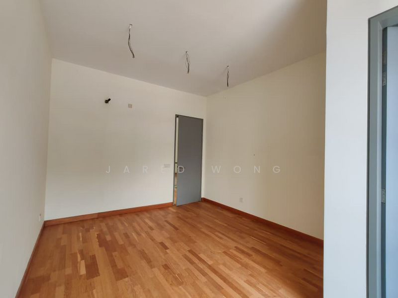 For Sale - Schumann, Symphony Hills