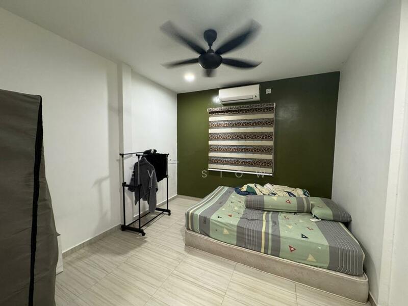 For Rent - Bukit Indah