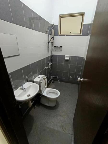 For Sale - Bandar Dato Onn