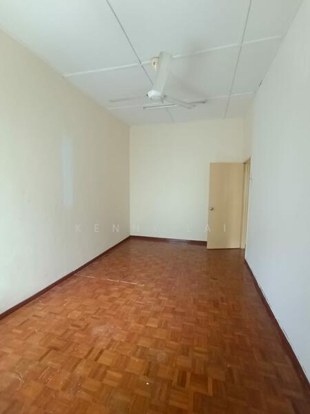 For Sale - Section 3 @ Bandar Mahkota Cheras