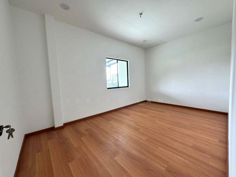 Semi-Detached House for Sale in Kampung Mahmoodiah (Johor Bahru) - Lesley Tan - PropertyGuru.com.my