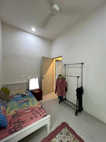 Semi-Detached House for Sale in Bandar Saujana Putra (Tanjong Duabelas) - Mohd Aizat Saiful Bahri - PropertyGuru.com.my