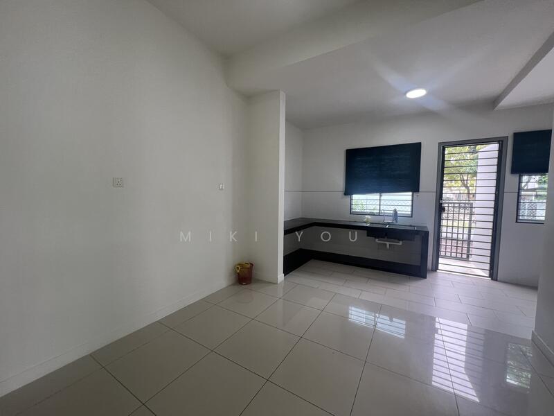 2-storey Terraced House for Sale in Bandar Saujana Putra (Tanjong Duabelas) - Miki You - PropertyGuru.com.my