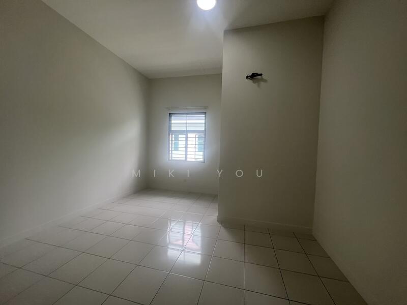 2-storey Terraced House for Sale in Bandar Saujana Putra (Tanjong Duabelas) - Miki You - PropertyGuru.com.my