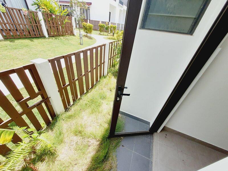 Rumah Teres untuk Dijual di Setia Safiro (Cyberjaya) - Jared Wong - PropertyGuru.com.my