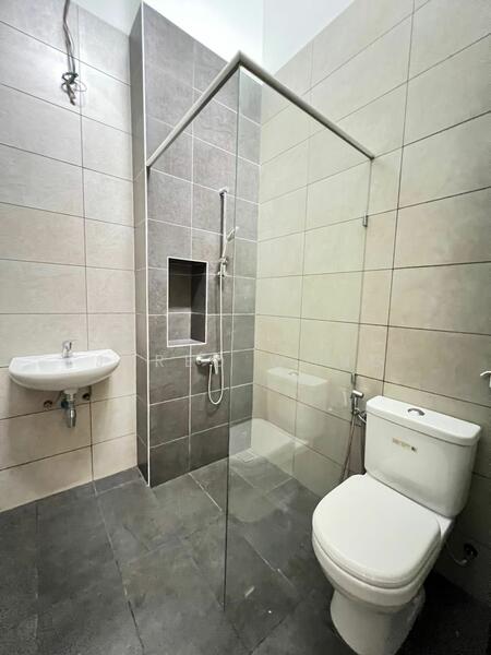Rumah Teres 2-Tingkat untuk Dijual di Setia Eco Glades (Cyberjaya) - Jared Wong - PropertyGuru.com.my