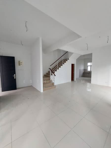 3-storey Terraced House for Sale in Raja Uda (Butterworth) - Esther Sim - PropertyGuru.com.my