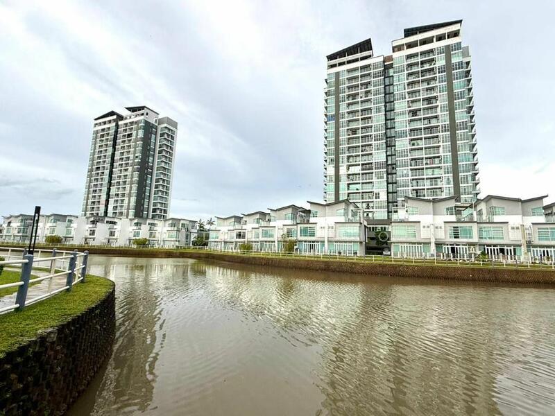 For Sale - Seri Austin Seris Austins