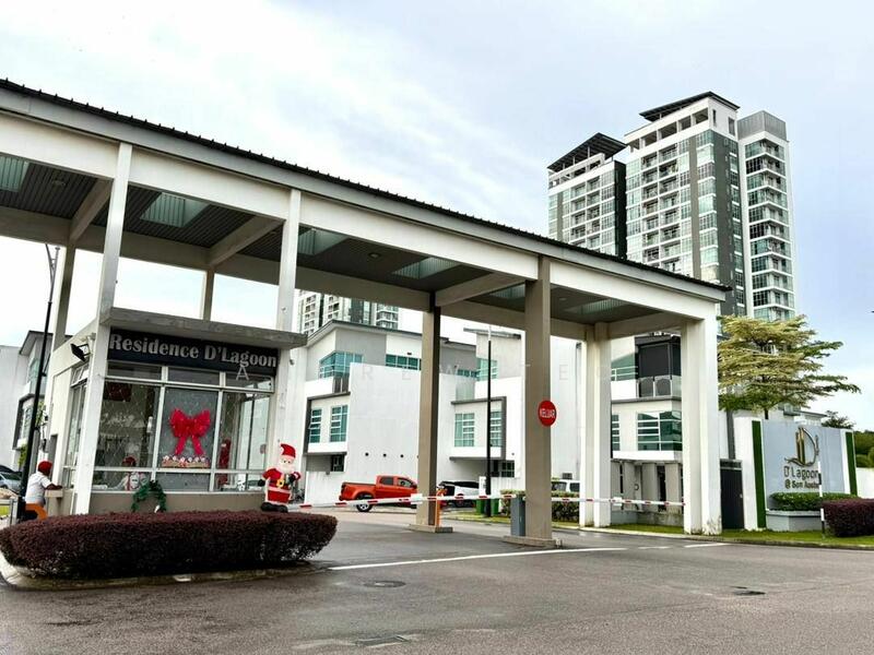 For Sale - Seri Austin Seris Austins