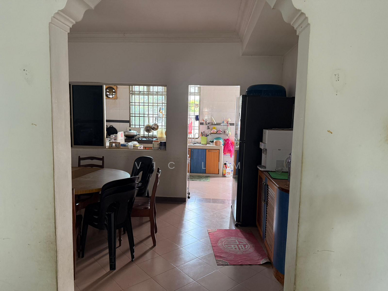 For Sale - 2-storey Terrace House at Taman Pontian Utama