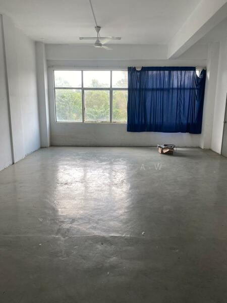 For Sale - Shah Alam, 3 Storey Shop Lot At Seksyen U5 Subang Bestari For Sale