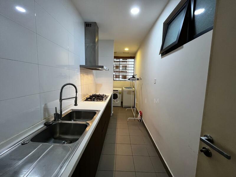 Untuk Disewa - Isola