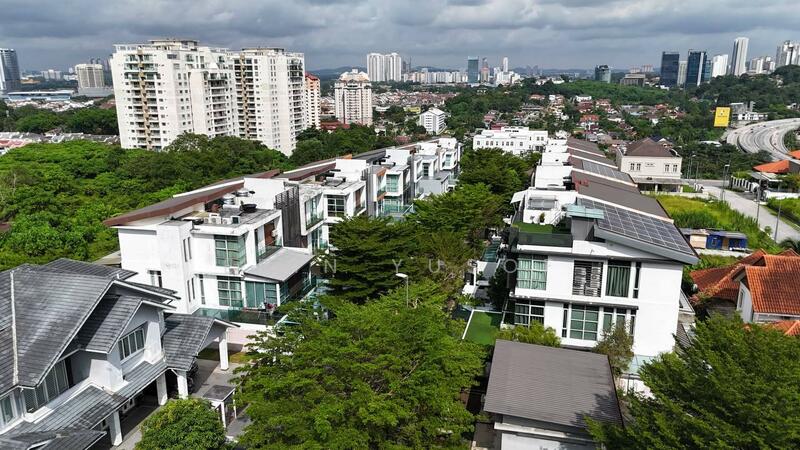 For Rent - Villa Laman Cahaya