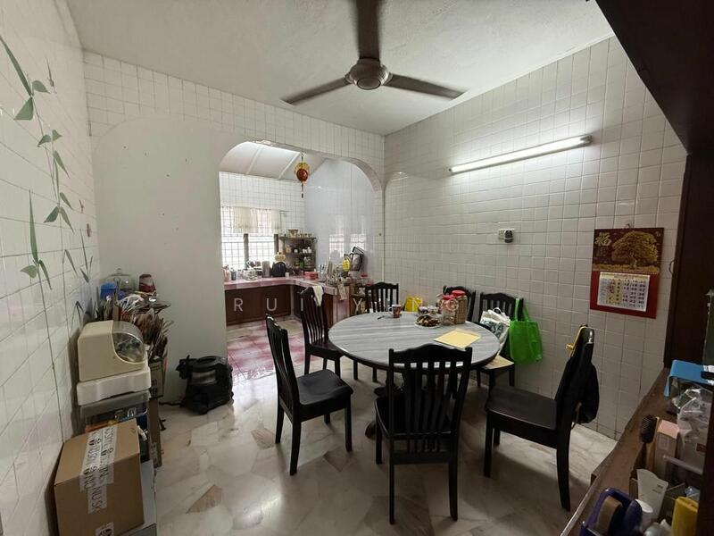 Untuk Dijual - Terraced House at Taman Seputeh