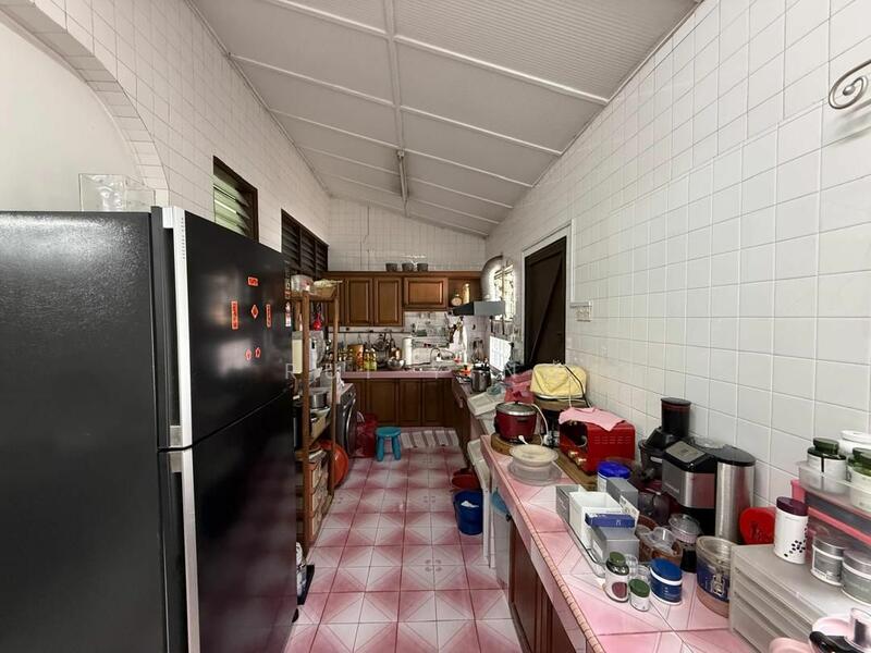 Untuk Dijual - Terraced House at Taman Seputeh