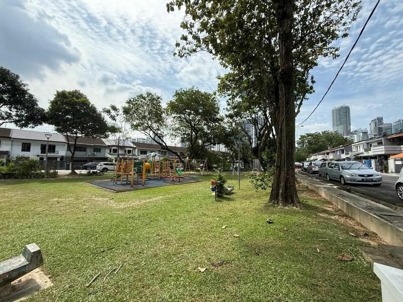 Untuk Dijual - Terraced House at Taman Seputeh
