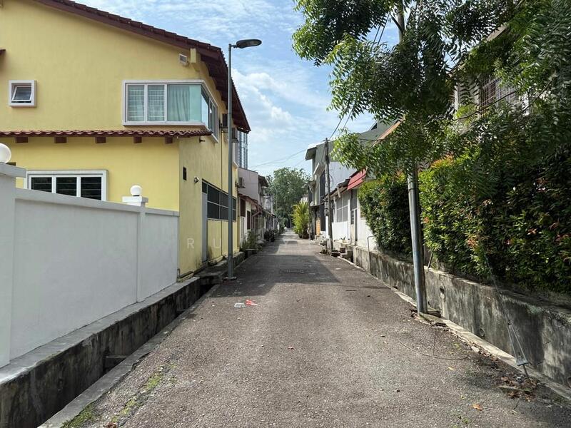 Untuk Dijual - Terraced House at Taman Seputeh