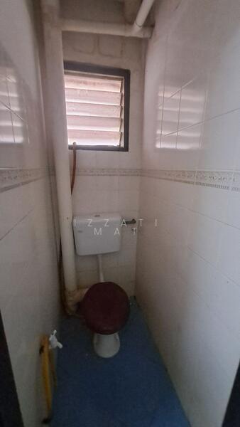 Untuk Disewa - Flat PKNS Section 7