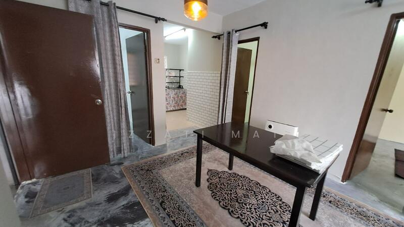 Untuk Disewa - Flat PKNS Section 7