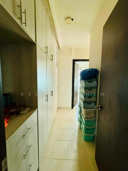 For Sale - Riana Green East