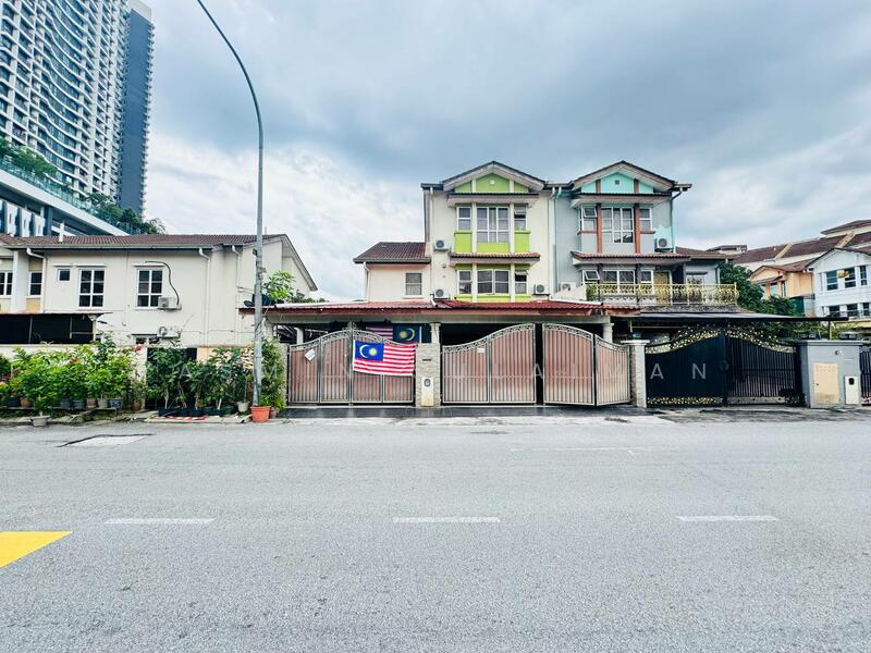For Sale - NEAR KL CITY 3 Storey Semi D Taman Suria Setapak