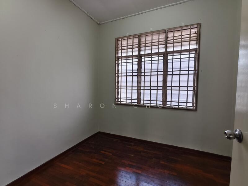 For Sale - Taman Nusa Perintis