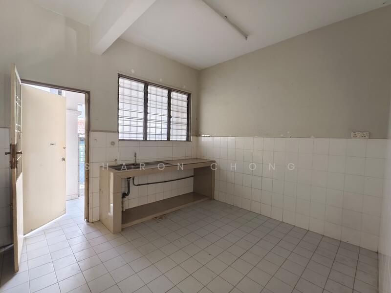 For Sale - Taman Nusa Perintis