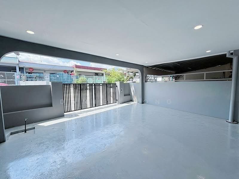1-storey Terraced House at Taman Kulai Besar untuk Untuk Dijual - RM 448,000, Apr 2026 - PropertyGuru.com.my