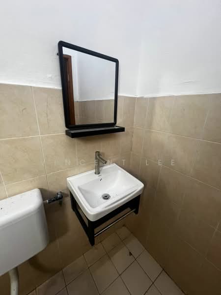 Office for Rent in Taman Suria Setapak (Setapak) - Vincent Lee - Bathroom - PropertyGuru.com.my