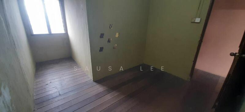 For Sale - 2-storey Terrace House at Saleng
