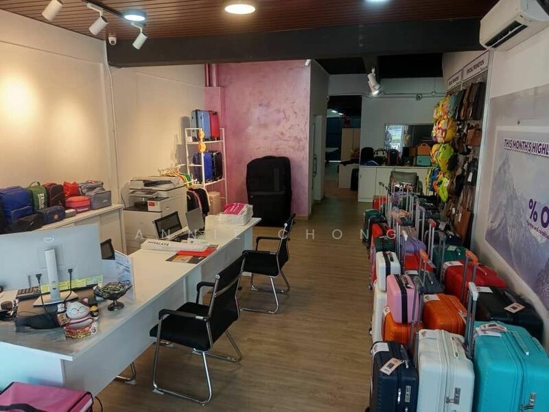 Untuk Disewa - CORNER Shop Retail Office in KL City Centre