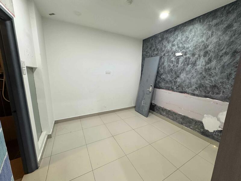 For Rent - Puchong Jaya Ground Floor Shop 1296sf Fully Furnished