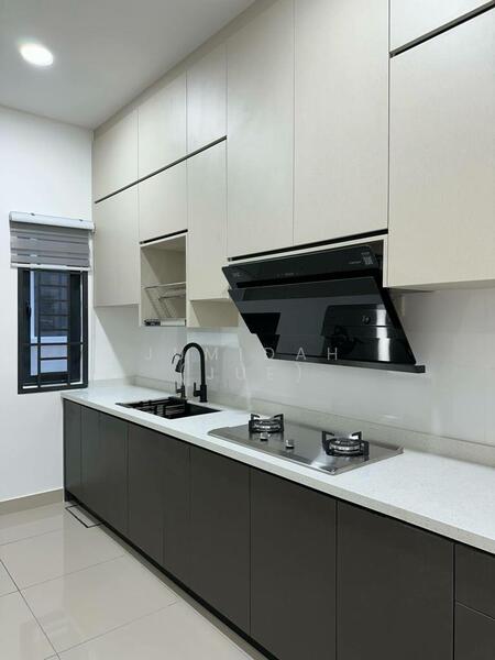 Sejati Lakeside, Cyberjaya | 2 Storey Terrace | Partially Furnished