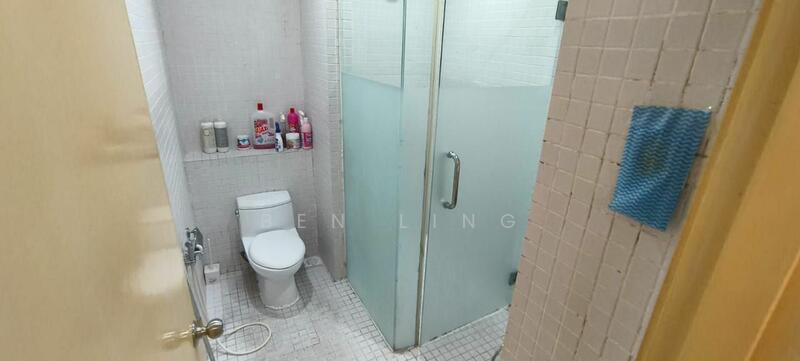 For Rent - 10 Semantan Suites