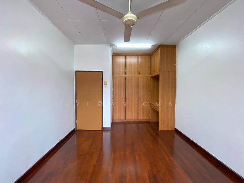 For Sale - [Renovated - 24x75] 2-Storey House, Saujana Impian Kajang