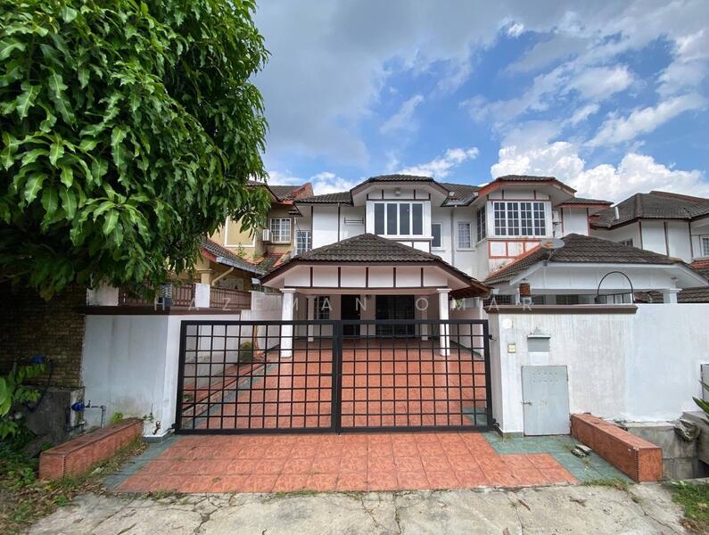 For Sale - [Renovated - 24x75] 2-Storey House, Saujana Impian Kajang