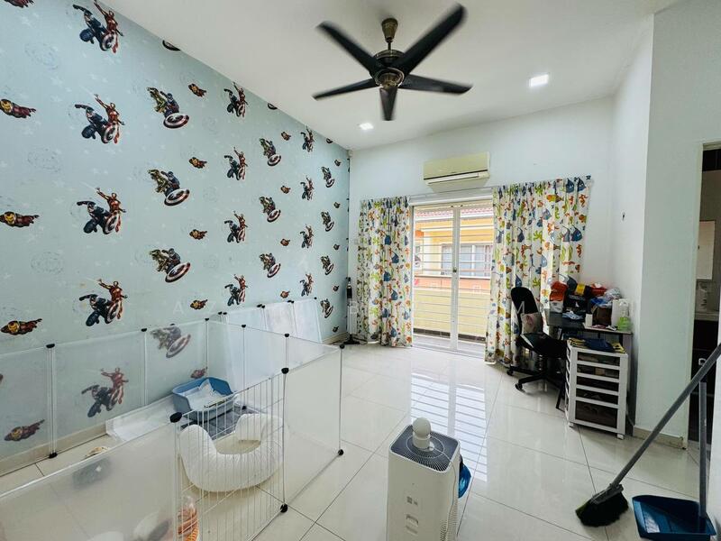 3-storey Terraced House for Sale in Damansara Jaya (Petaling Jaya) - Azli Ibrahim - PropertyGuru.com.my
