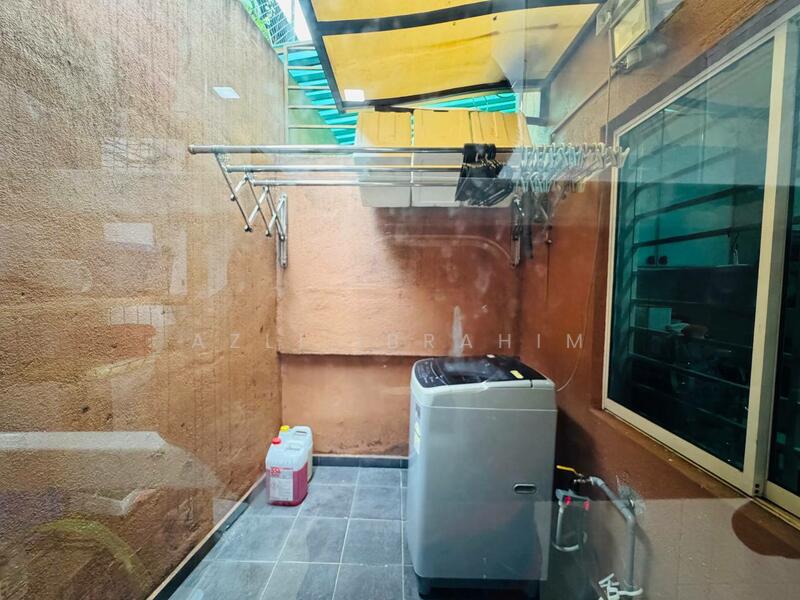 3-storey Terraced House for Sale in Damansara Jaya (Petaling Jaya) - Azli Ibrahim - PropertyGuru.com.my