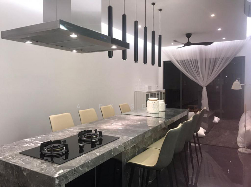 Untuk Disewa - Savio @ Riana Dutamas