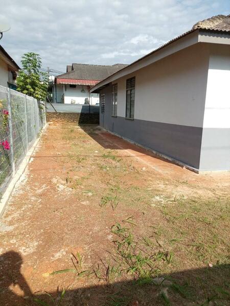 For Sale - Jalan Semangat 3, Taman Sri Lambak, Kluang