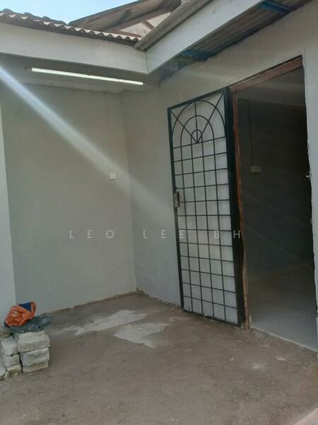 For Sale - Jalan Semangat 3, Taman Sri Lambak, Kluang