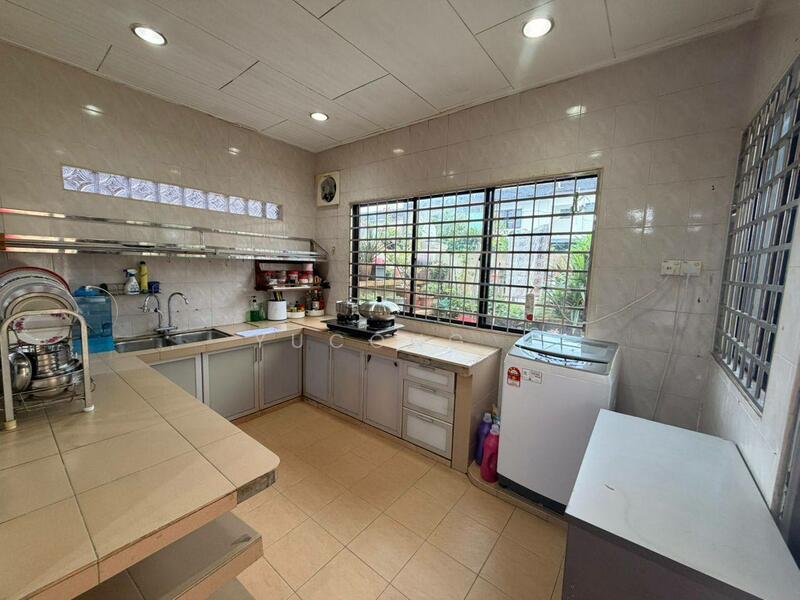 Rumah Teres 2-Tingkat untuk Dijual di Taman Pelangi (Johor Bahru) - Yucong . - PropertyGuru.com.my