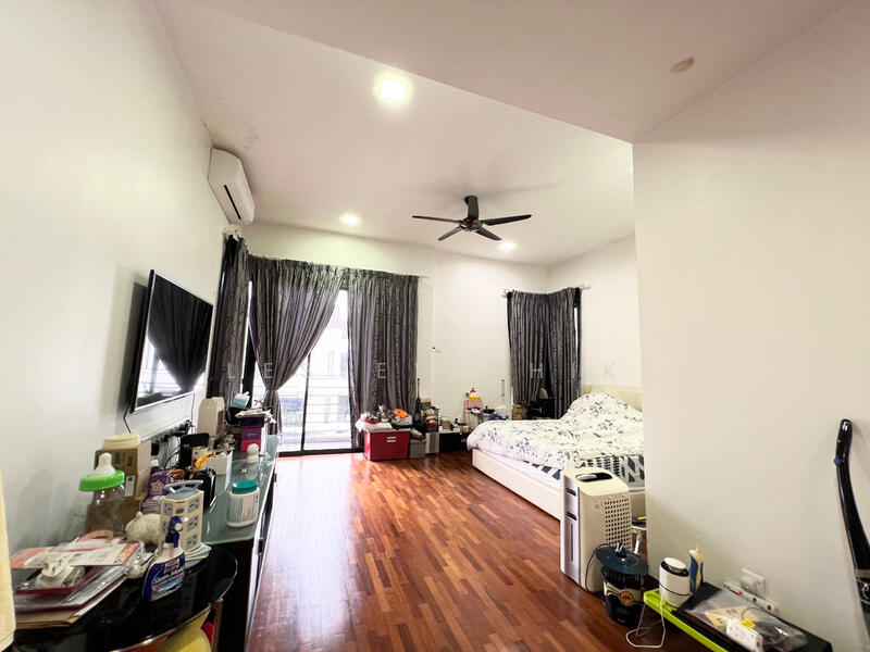 Semi-Detached House for Sale in Bandar Sungai Long (Selangor) - Lesley Chik - PropertyGuru.com.my