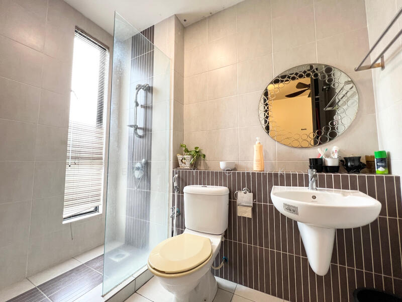 Semi-Detached House for Sale in Bandar Sungai Long (Selangor) - Lesley Chik - PropertyGuru.com.my