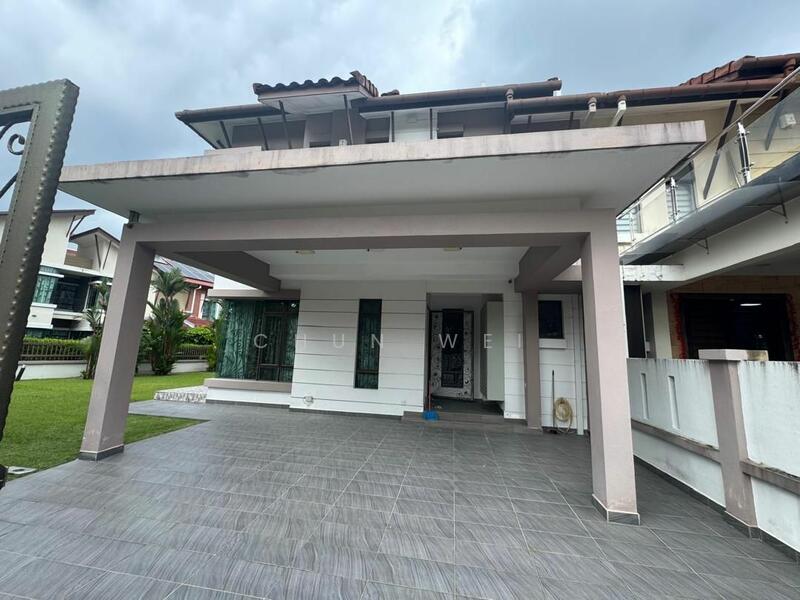 Untuk Disewa - Semi-Detached House at Bandar Kinrara Seksyen 8
