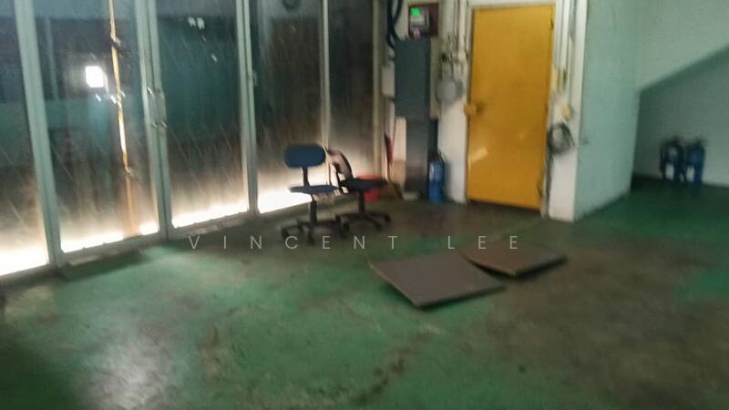 For Rent - Factory Space with Ready Office Space for Rent at Puchong