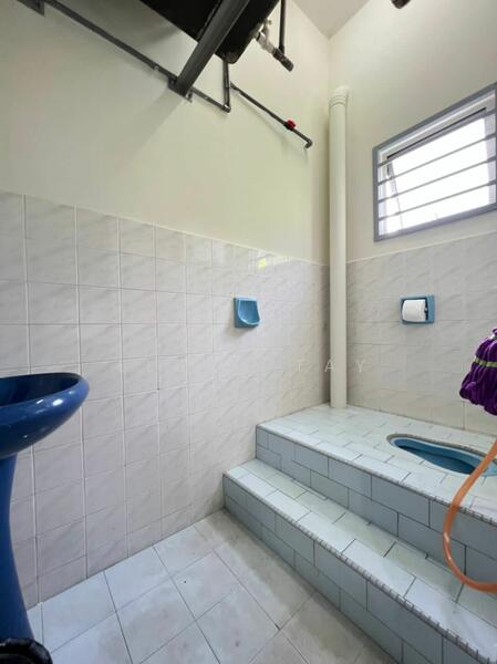 Untuk Disewa - Sri Johor