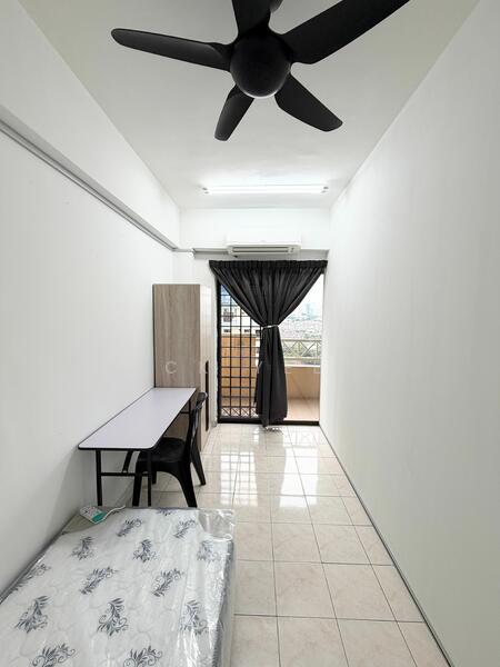 For Rent - Vista Komanwel C